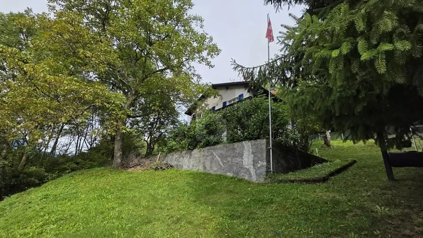 Single house for sale - 6749 Sobrio