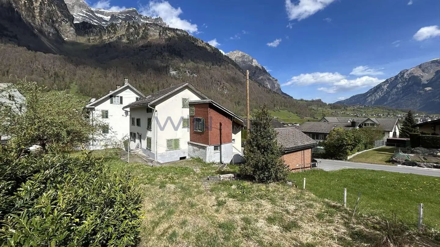 Constructible plot for sale - 8773 Haslen GL