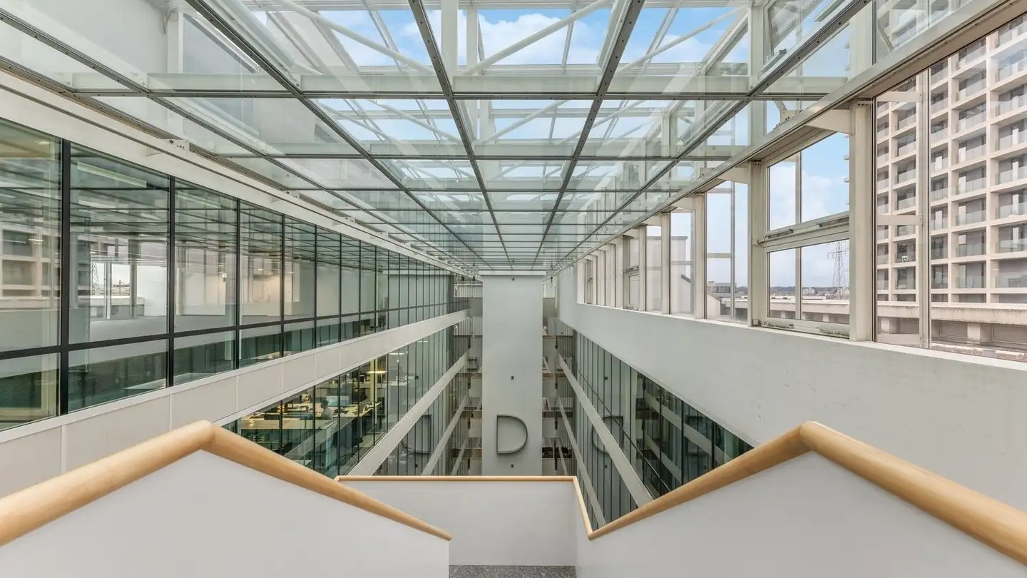 Bureau à louer - Thurgauerstrasse 80, 8050 Zürich