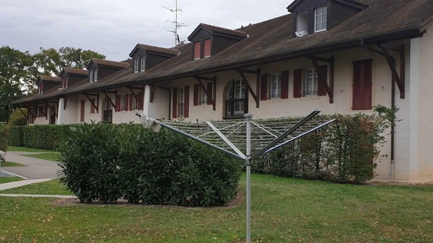 Parcheggio interno in affitto - Chemin Du Stade 7, 1252 Meinier