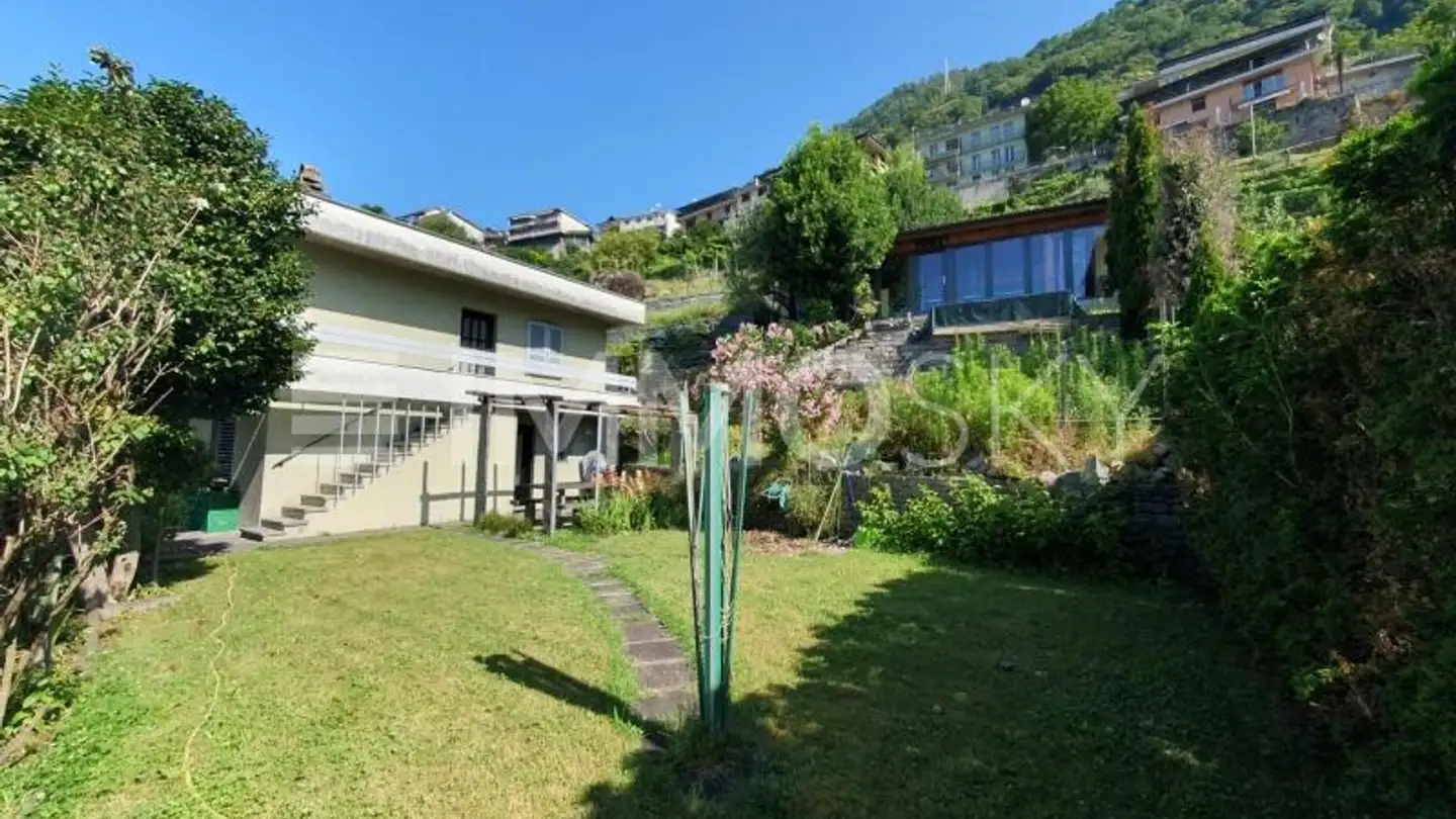 Residential building for sale - 6595 Riazzino