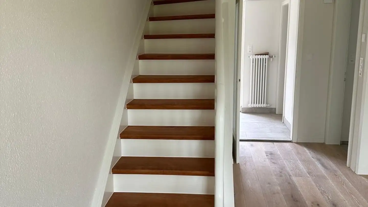 Row house for sale - Reiherweg 9, 5034 Suhr