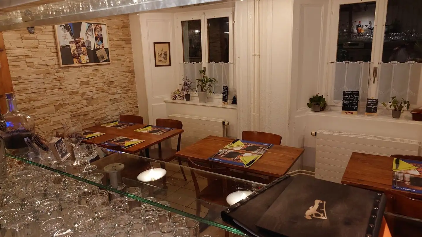 Ristorante in affitto - Rue Des Granges 5, 2300 La Chaux-de-Fonds - Photo 4