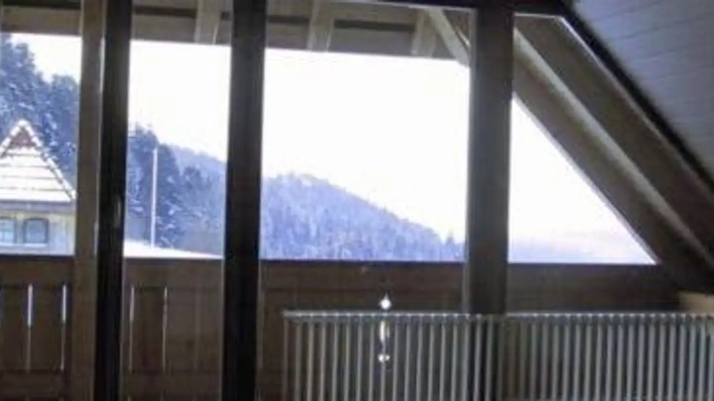 Dachgeschosswohnung mieten - Hubel 35, 3671 Brenzikofen - Foto 2