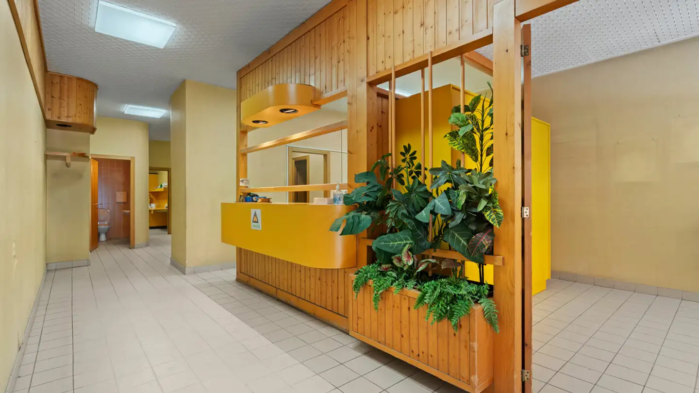 Geschäft kaufen - Avenue De La Gare, 3963 Crans-Montana