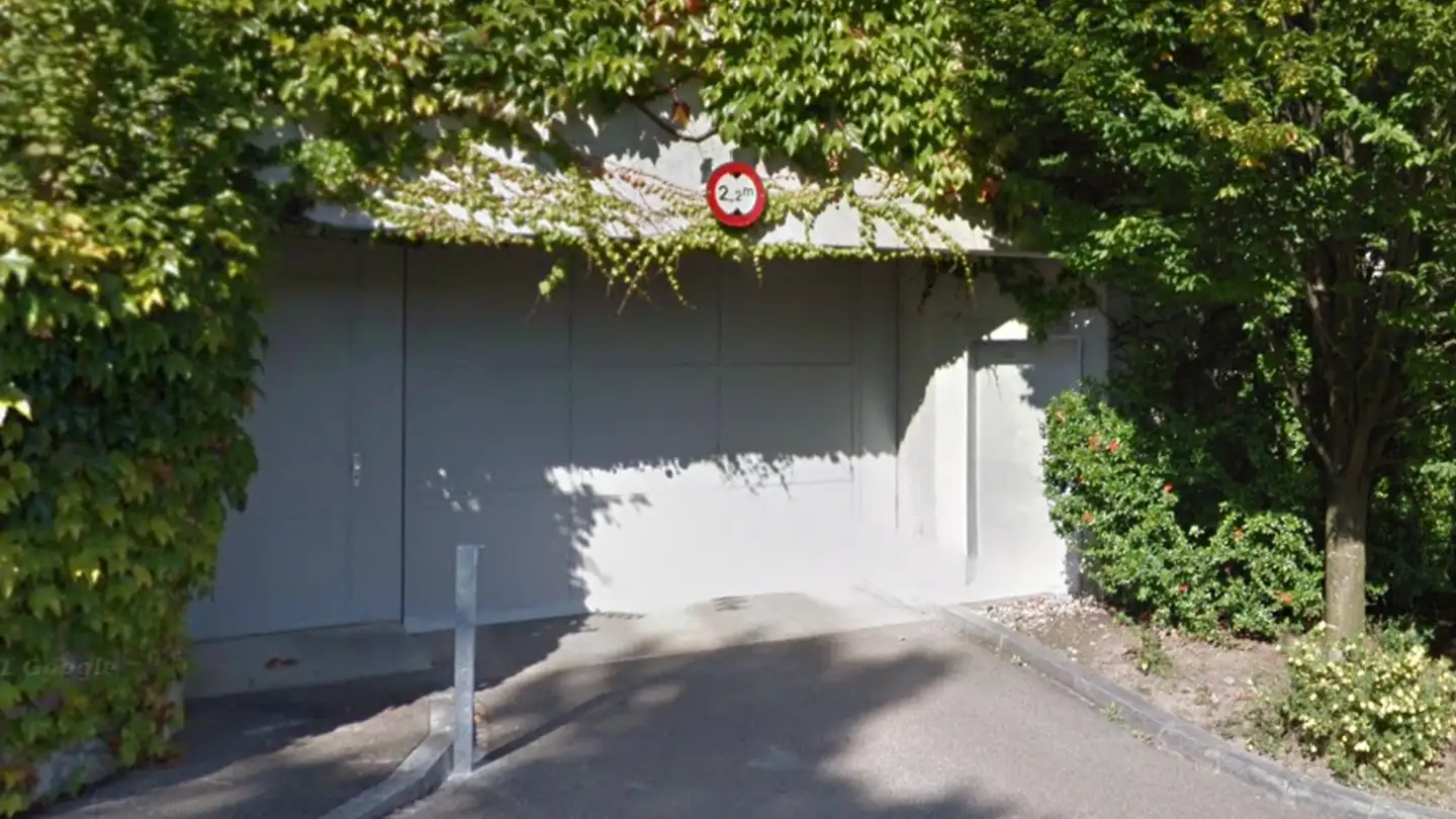 Parcheggio esterno in affitto - Grossmannstrasse 18, 8049 Zürich