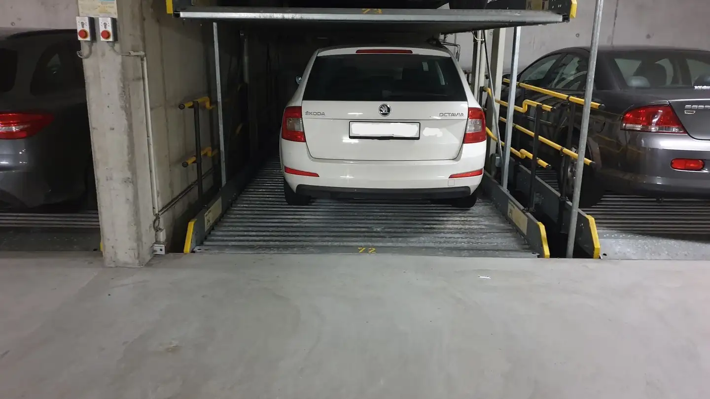 Place de parking extérieure à louer - Grossmannstrasse 18, 8049 Zürich - Photo 2