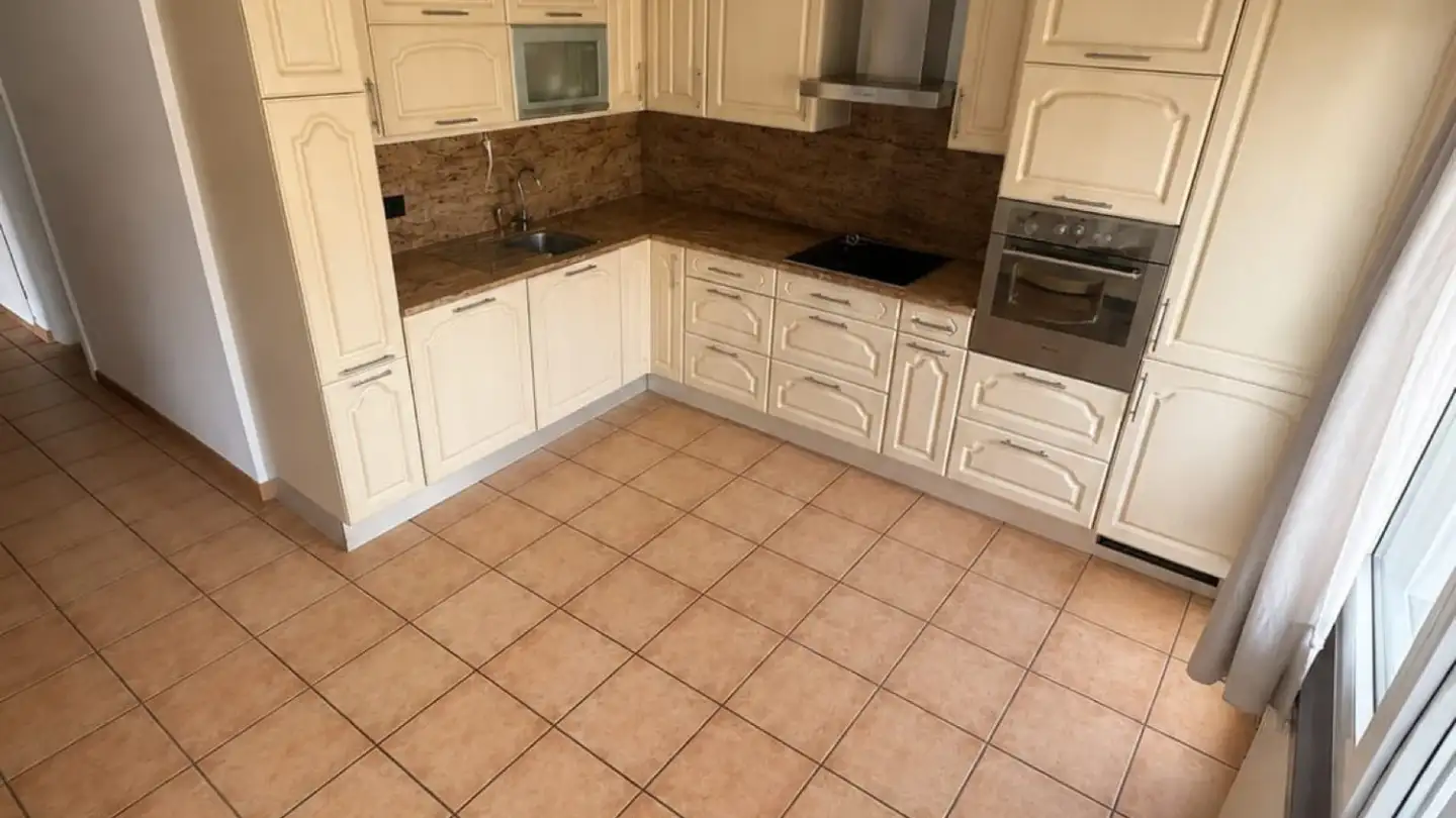 Apartment for rent - Via Centro Sportivo, 6596 Gordola - Photo 2
