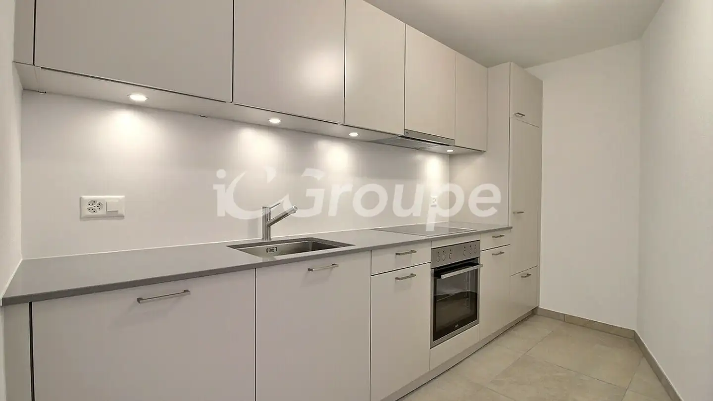 Mixed-use building for rent - Route D'ayent 17, 1971 Grimisuat - Photo 4