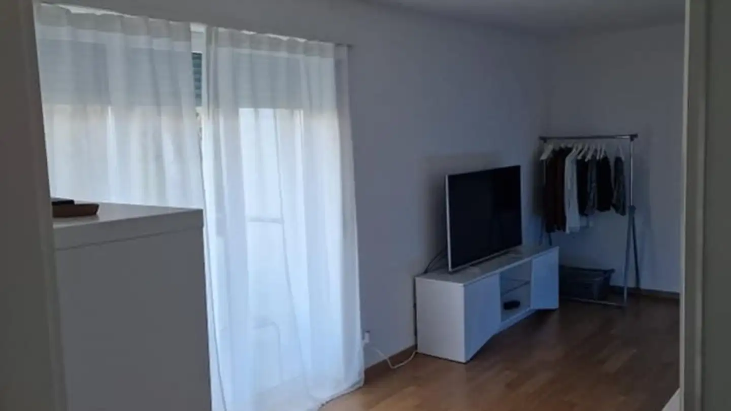 Wohnung mieten - 8618 Oetwil am See