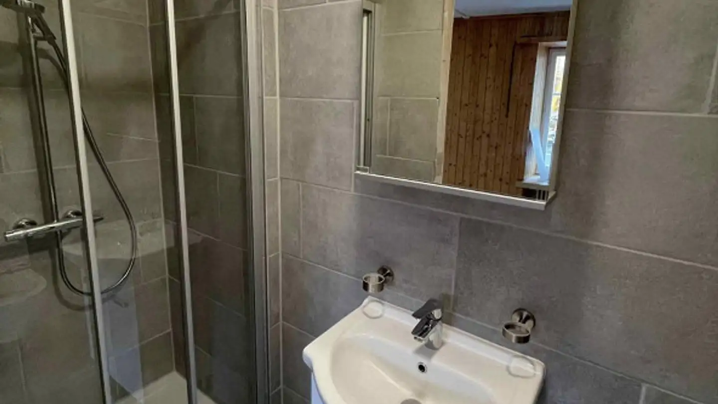 Apartment for rent - Via Da Vegnas 1, 7403 Rhäzüns - Photo 3