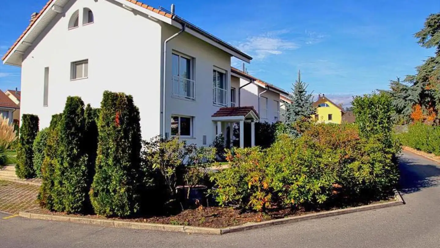 Einfamilienhaus mieten - Chemin Des Hutins 1, 1295 Mies