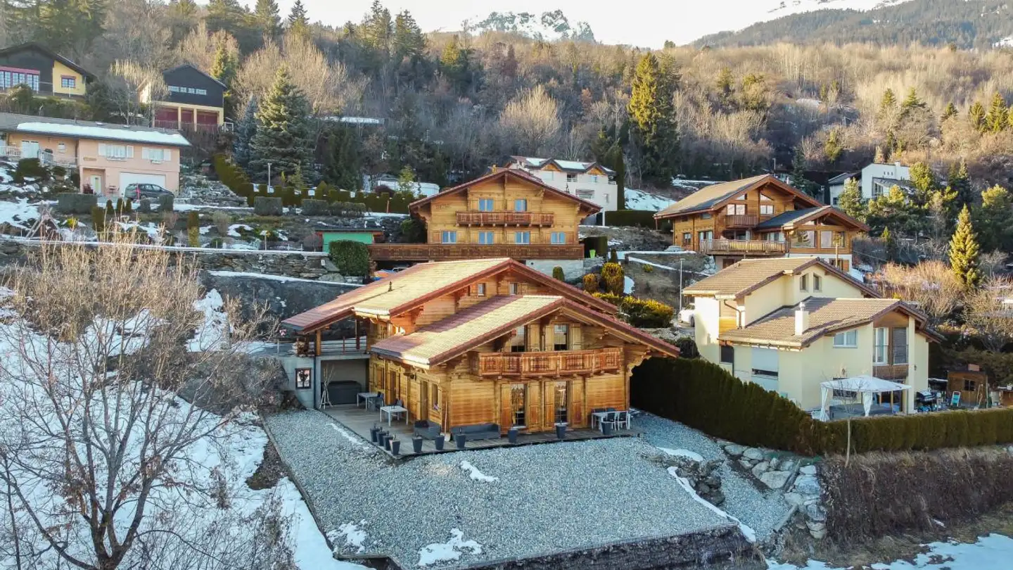 Single house for sale - 3974 Mollens VS