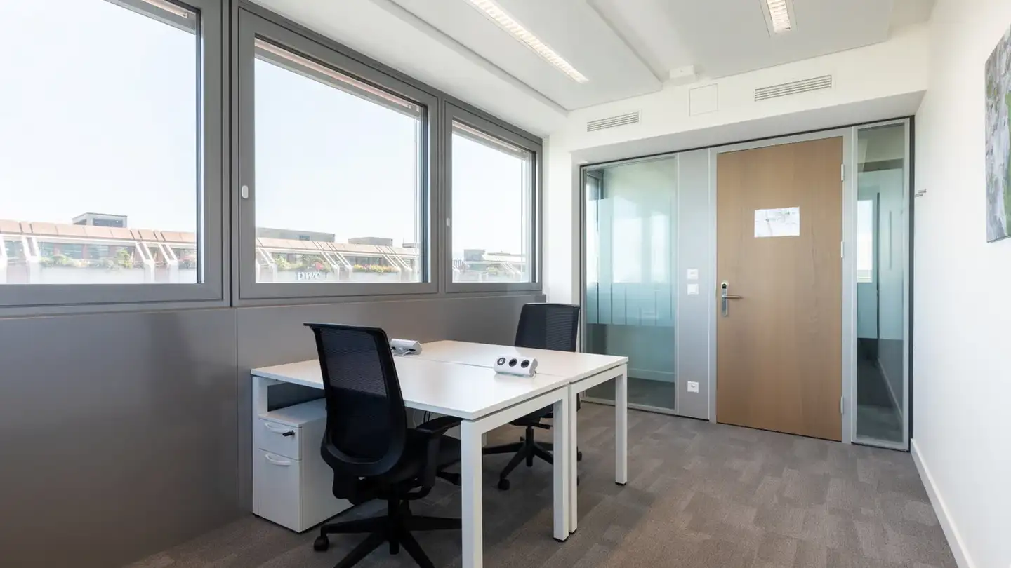 Office space for rent - Rue Du Pré-De-La-Bichette, 1202 Genève - Photo 3