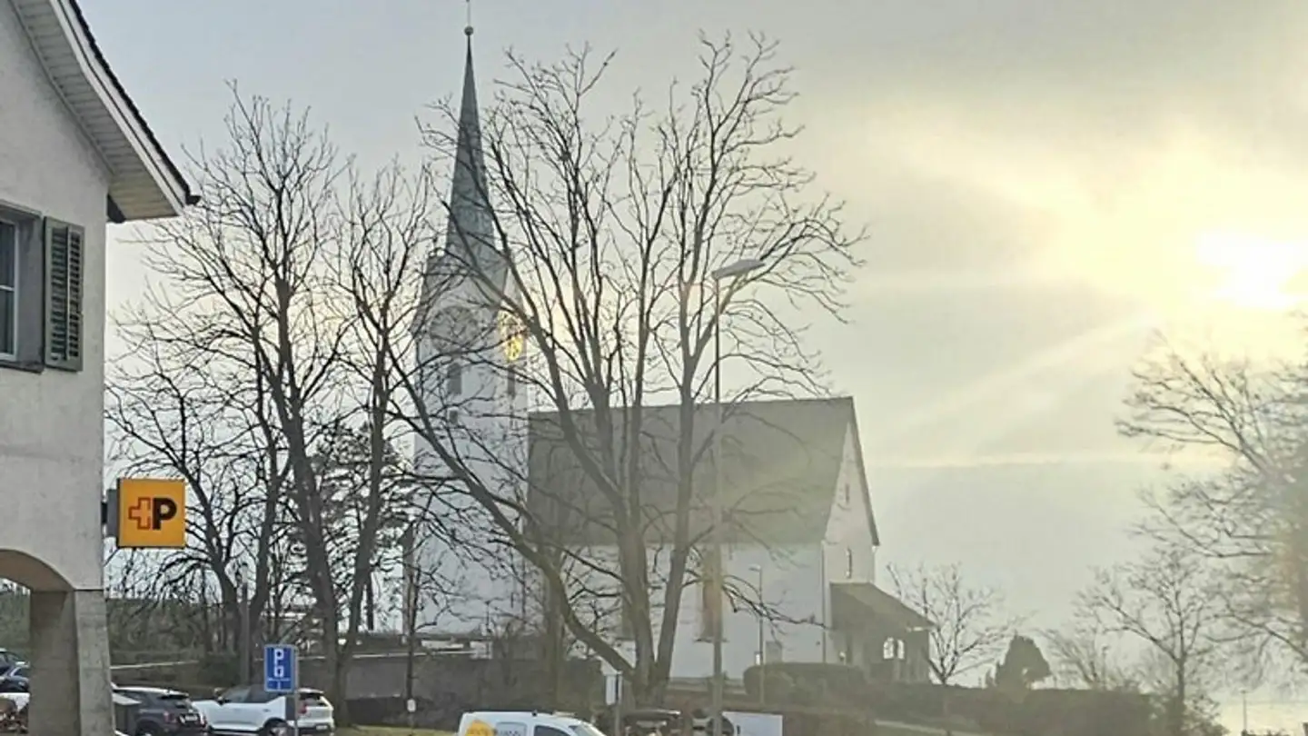 Wohnung mieten - Alte Dorfstrasse 21, 8704 Herrliberg - Foto 2