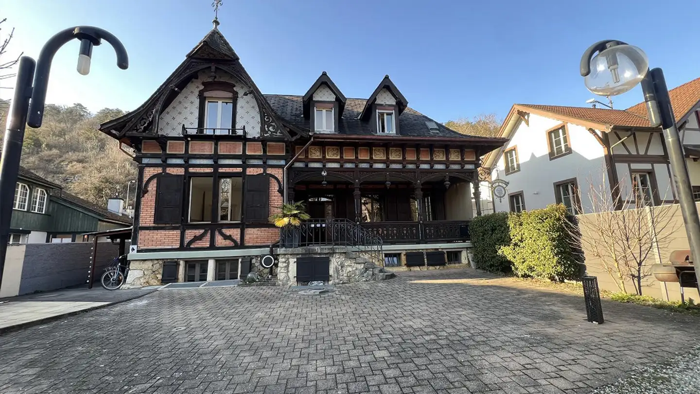 Mixed-use building for rent - Faubourg Du Lac / Seevorstadt 19, 2502 Biel/Bienne