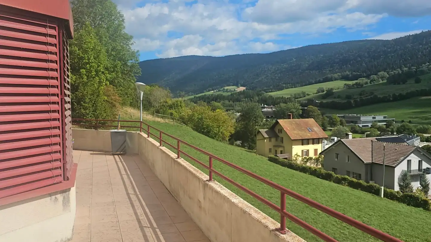 Doppelhaushälfte kaufen - Chemin Des Pins 15, 2108 Couvet - Foto 3