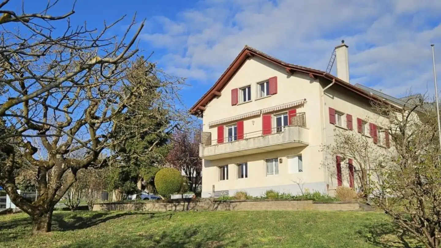 Einfamilienhaus kaufen - 1169 Yens