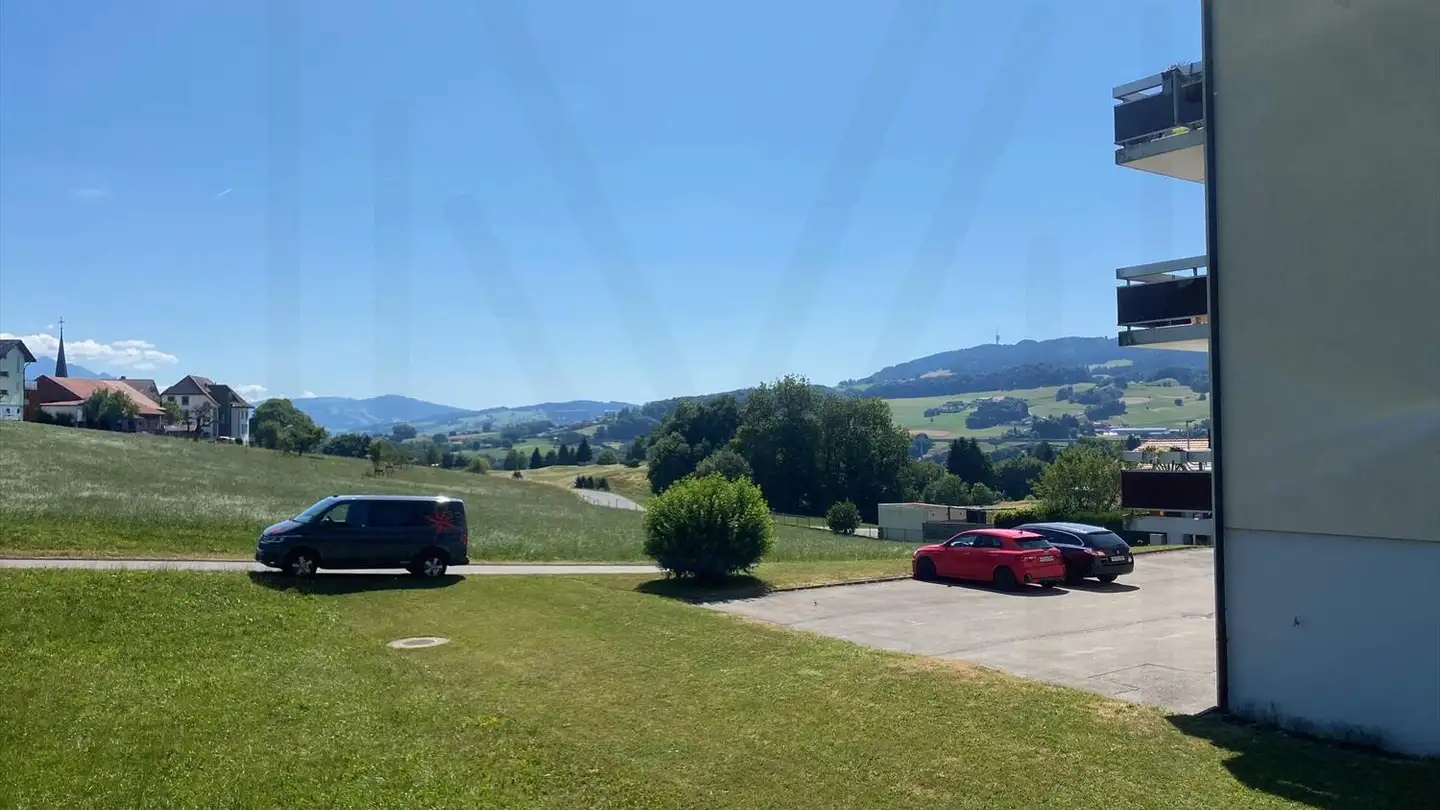 Appartamento in vendita - Sur La Roche, 1634 La Roche FR - Photo 2