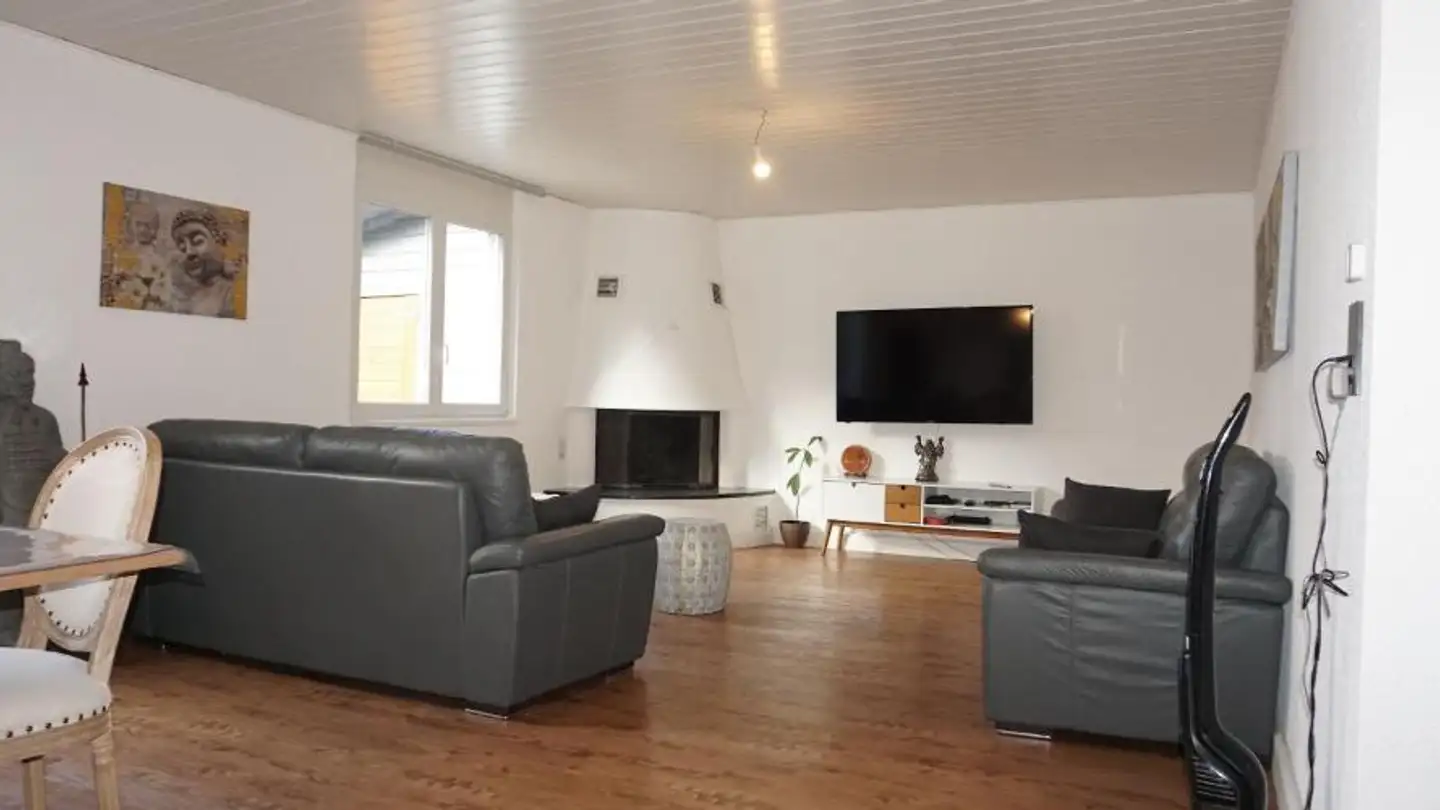 Single house for sale - 2740 Moutier - Photo 4