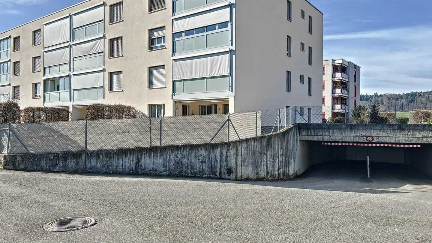 Covered parking space for rent - Route Pré-St-Maurice 2, 1782 Belfaux - Photo 4