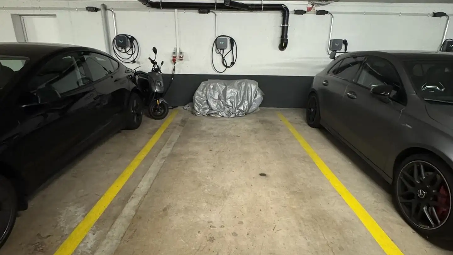 Single garage for rent - Brinerstrasse 19, 8003 Zürich
