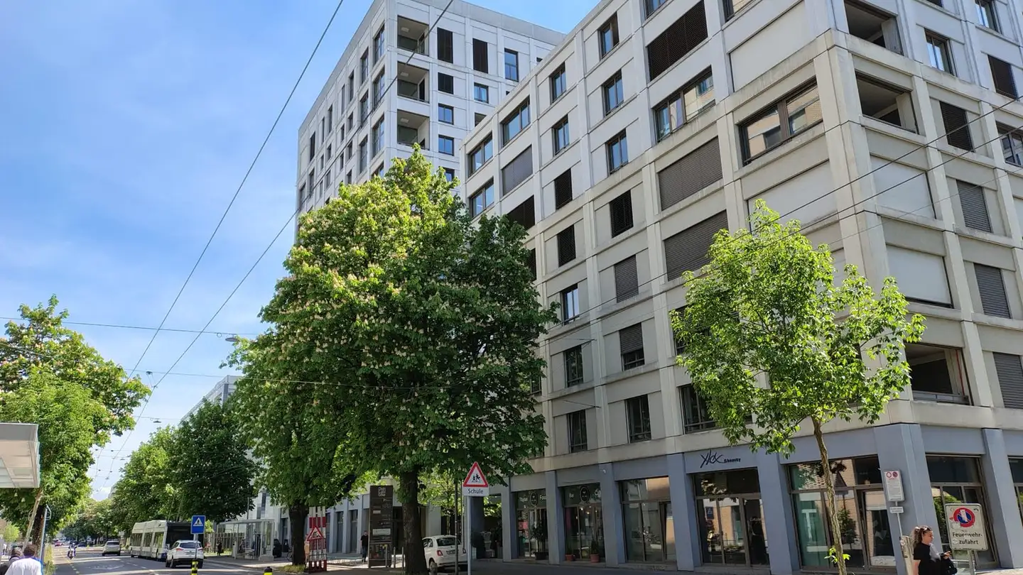 Apartment for rent - Hohlstrasse, 8048 Zürich - Photo 2