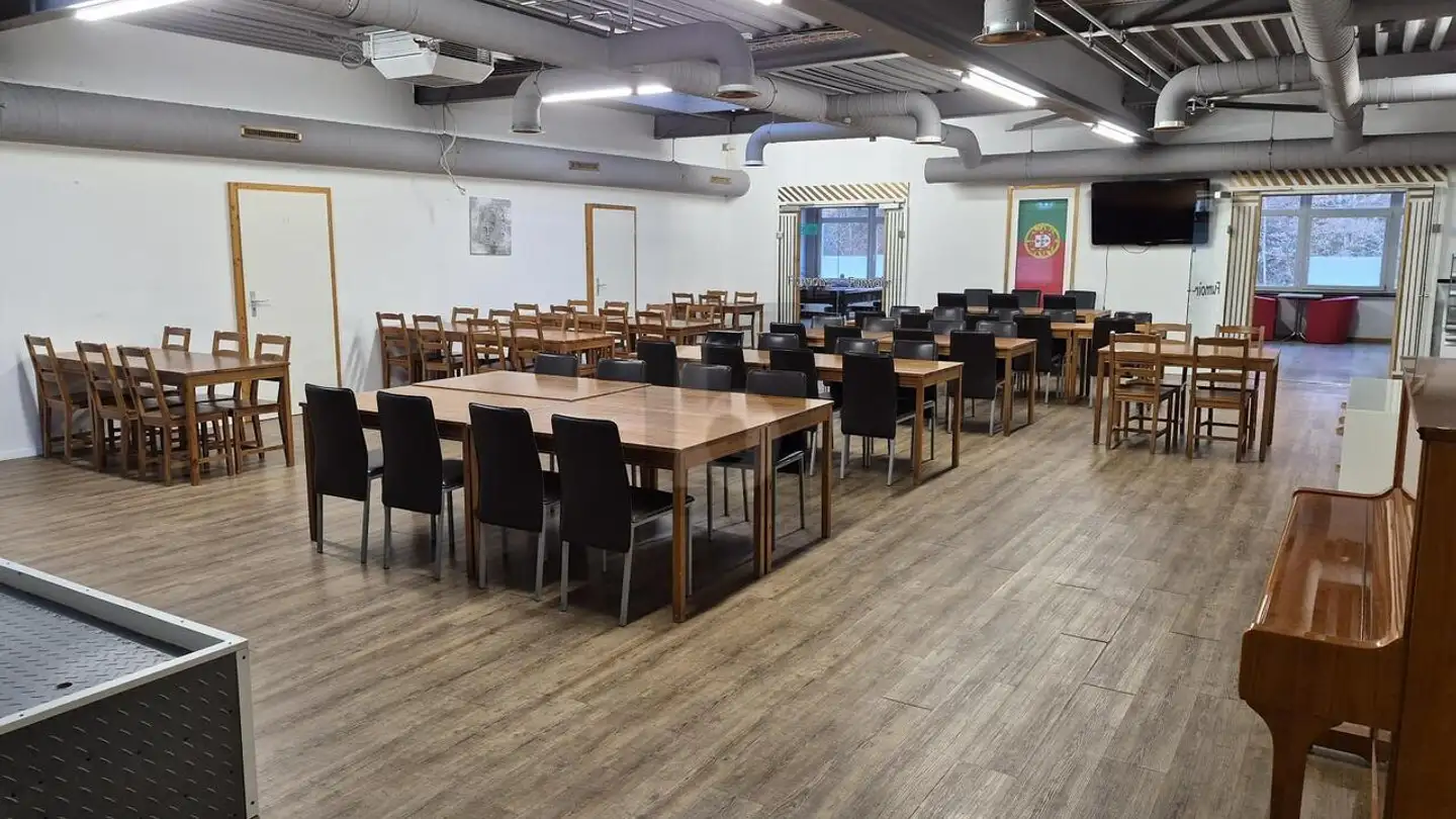 Restaurant for rent - 8630 Rüti ZH - Photo 2