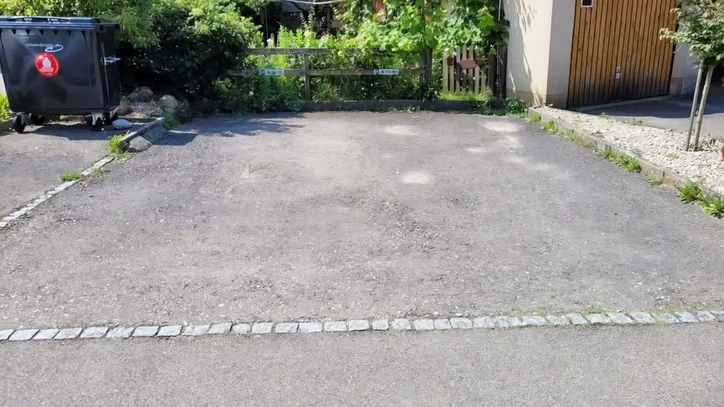 Outdoor parking space for rent - Jörmatteweg, 3303 Jegenstorf