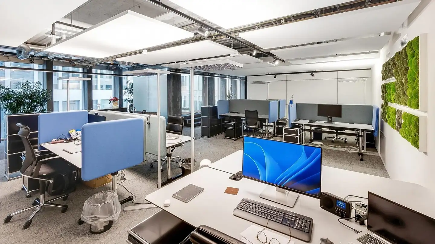 Bureau à louer - Einfahrtstunnel Anlieferung The Circle 41, 8302 Kloten - Photo 3