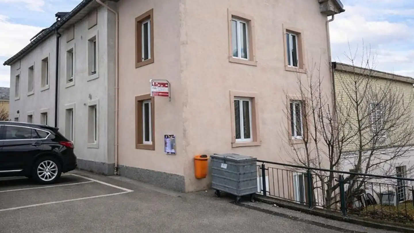 Apartment for rent - Rue Des Rangiers 14, 2350 Saignelégier - Photo 2