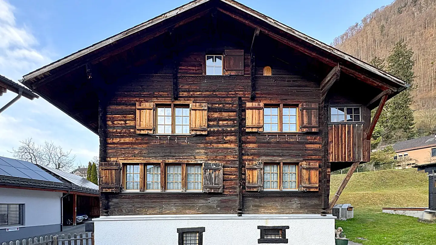 Single house for sale - Haltligasse 2, 8753 Mollis