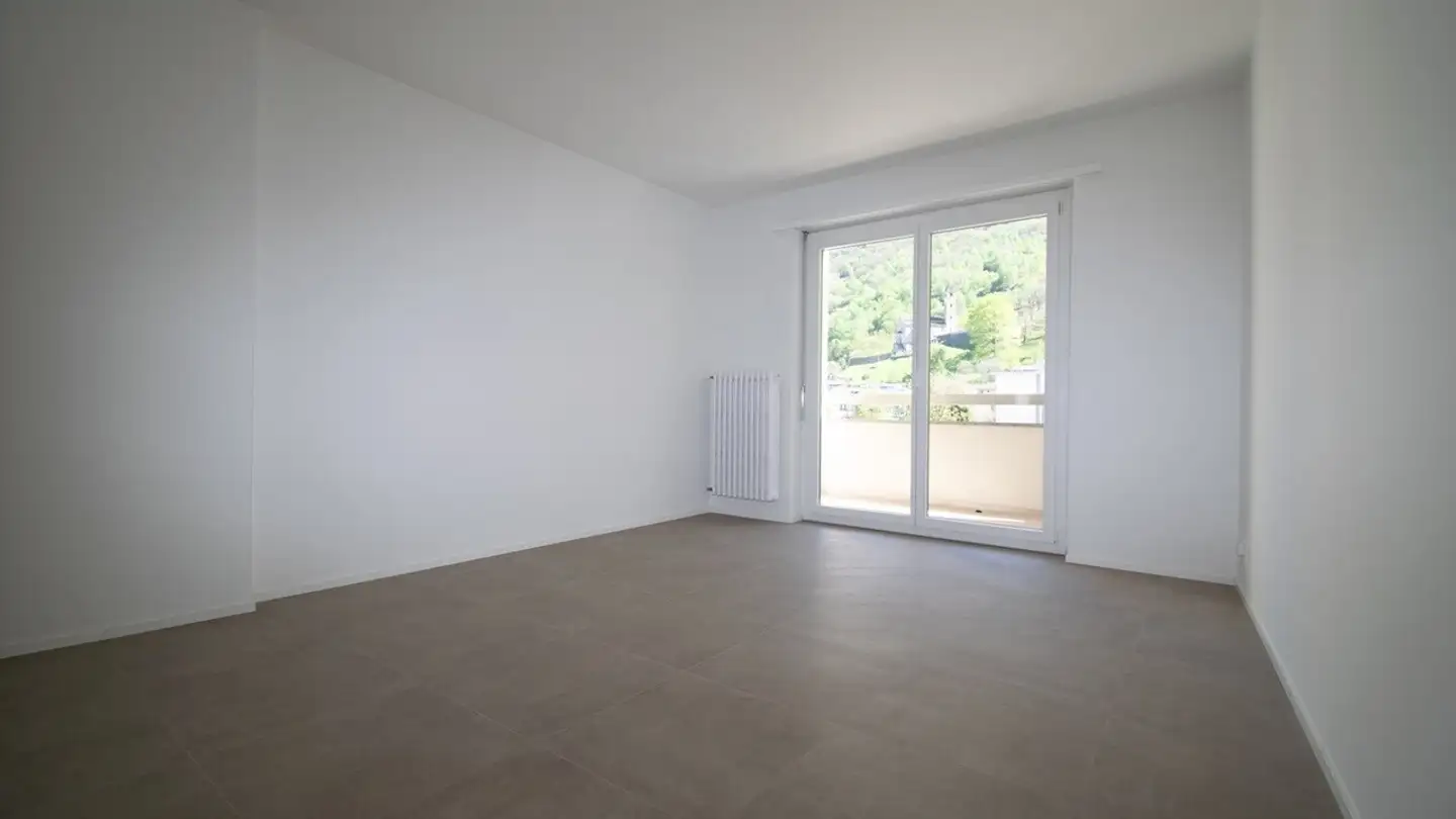 Apartment for rent - Via Generale Guisan 10, 6710 Biasca - Photo 4