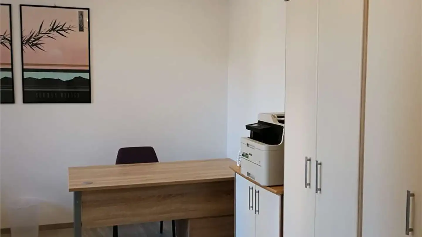 Office space for rent - 6512 Giubiasco - Photo 3