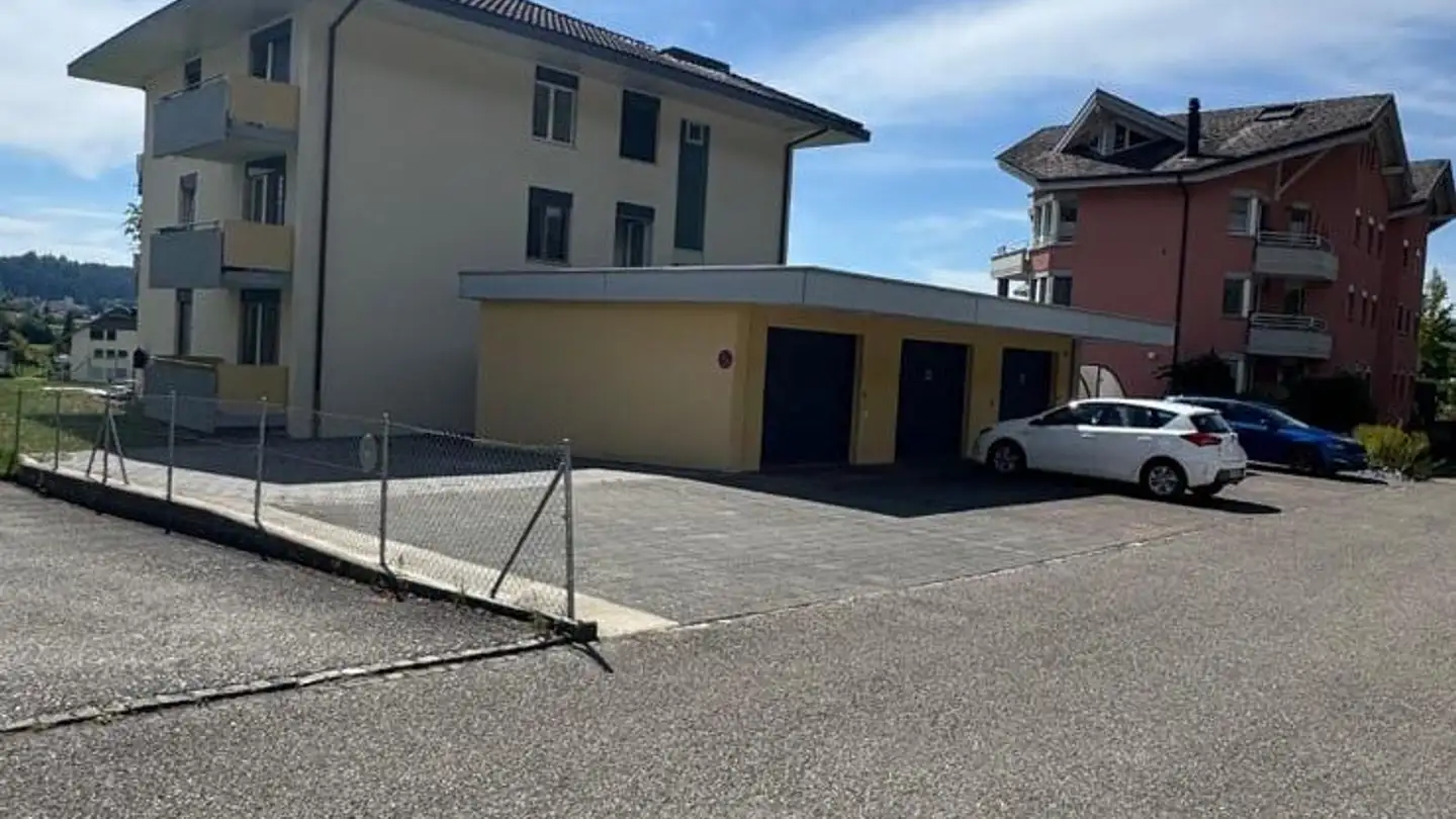 Place de parking extérieure à louer - Heimatweg 25, 4806 Wikon