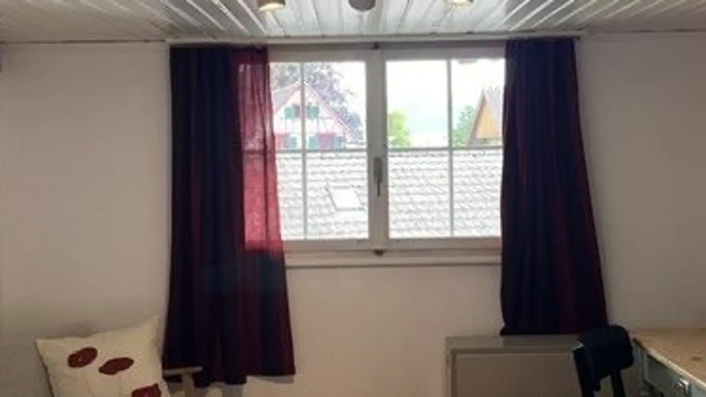 Single room for rent - 8934 Knonau