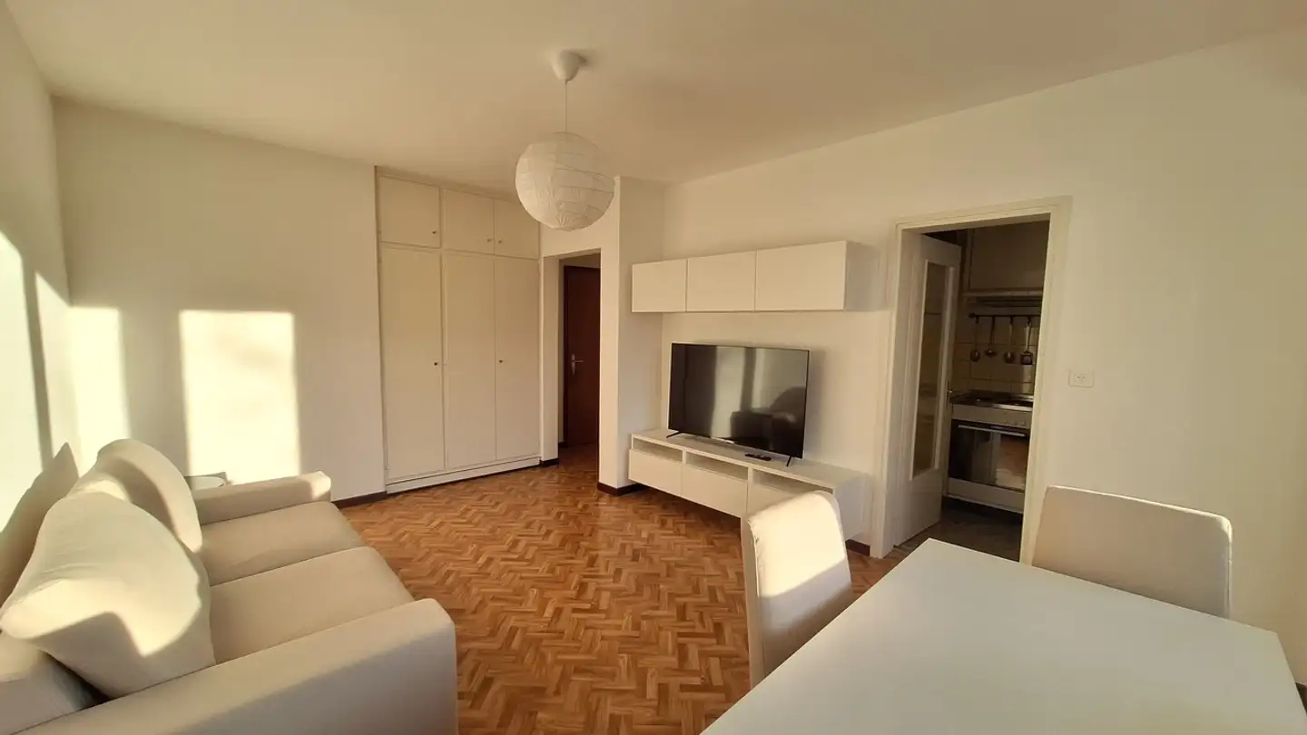Appartement à louer - Via Ai Saleggi 8, 6600 Locarno - Photo 2