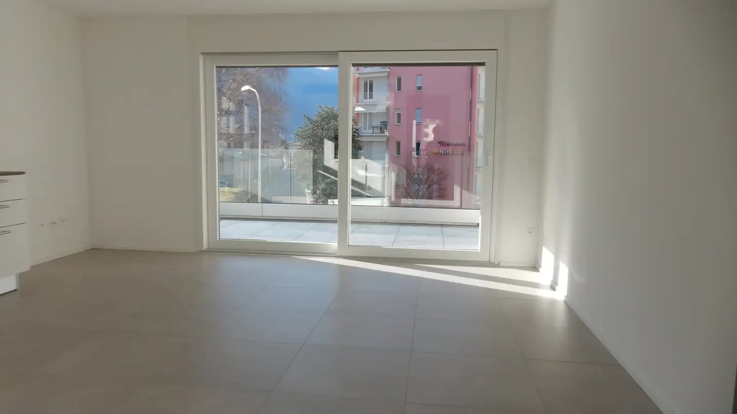 Appartement à louer - Viale Stazione 20, 6512 Giubiasco - Photo 2
