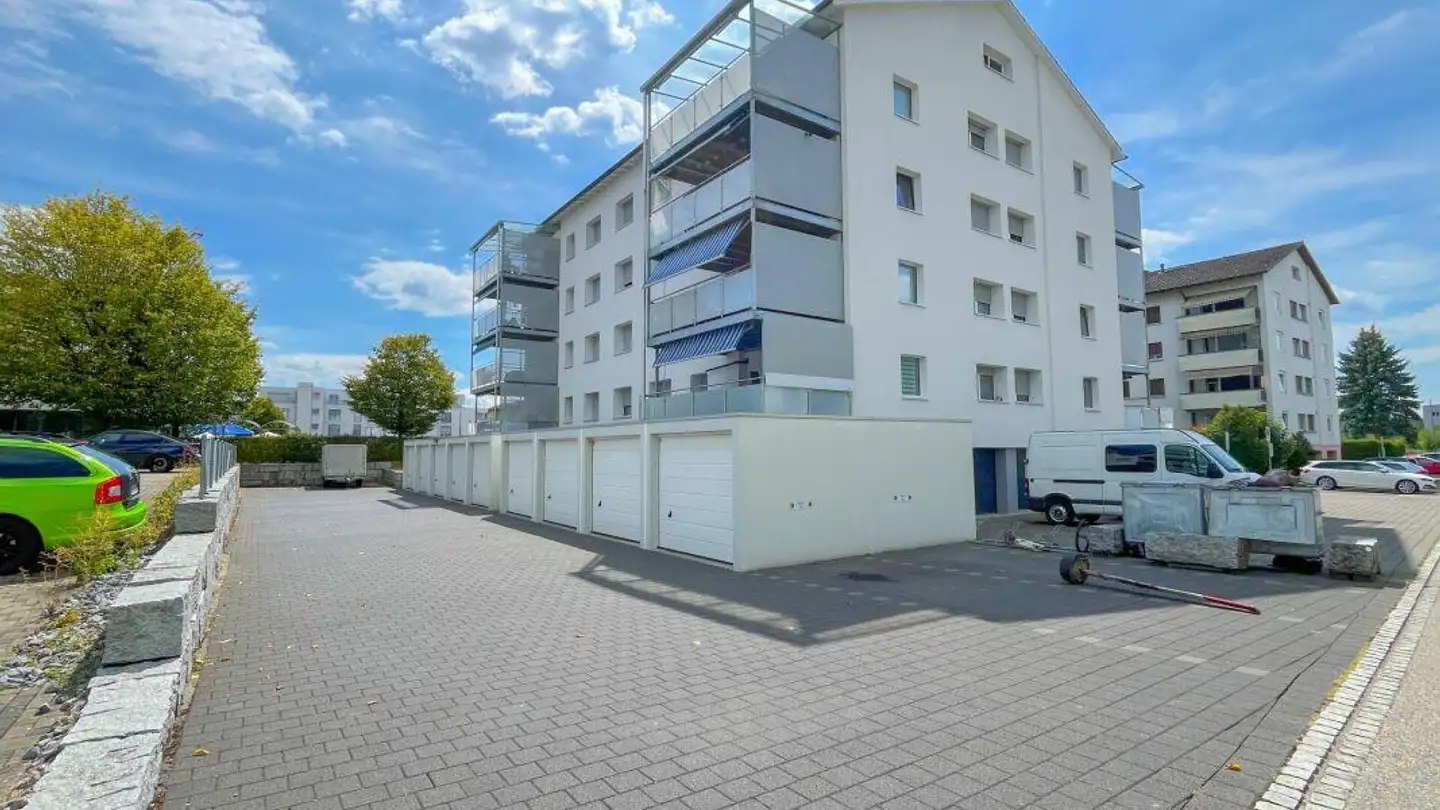 Mehrfamilienhaus kaufen - Flurstrasse 3, 4665 Oftringen