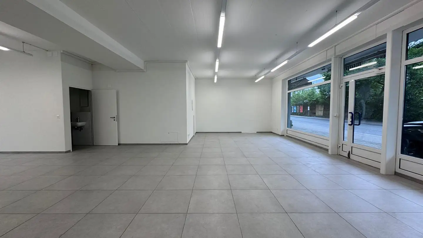 Commercial for rent - Chemin Radius / Radiusweg 3, 2503 Biel/Bienne - Photo 2