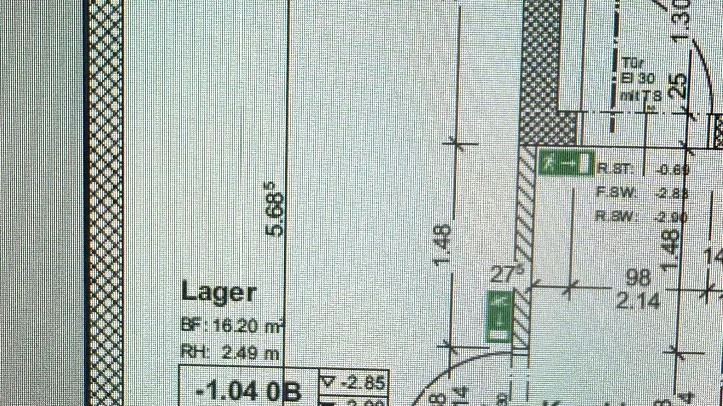 Werkstatt mieten - Kirchstrasse 5, 8807 Freienbach