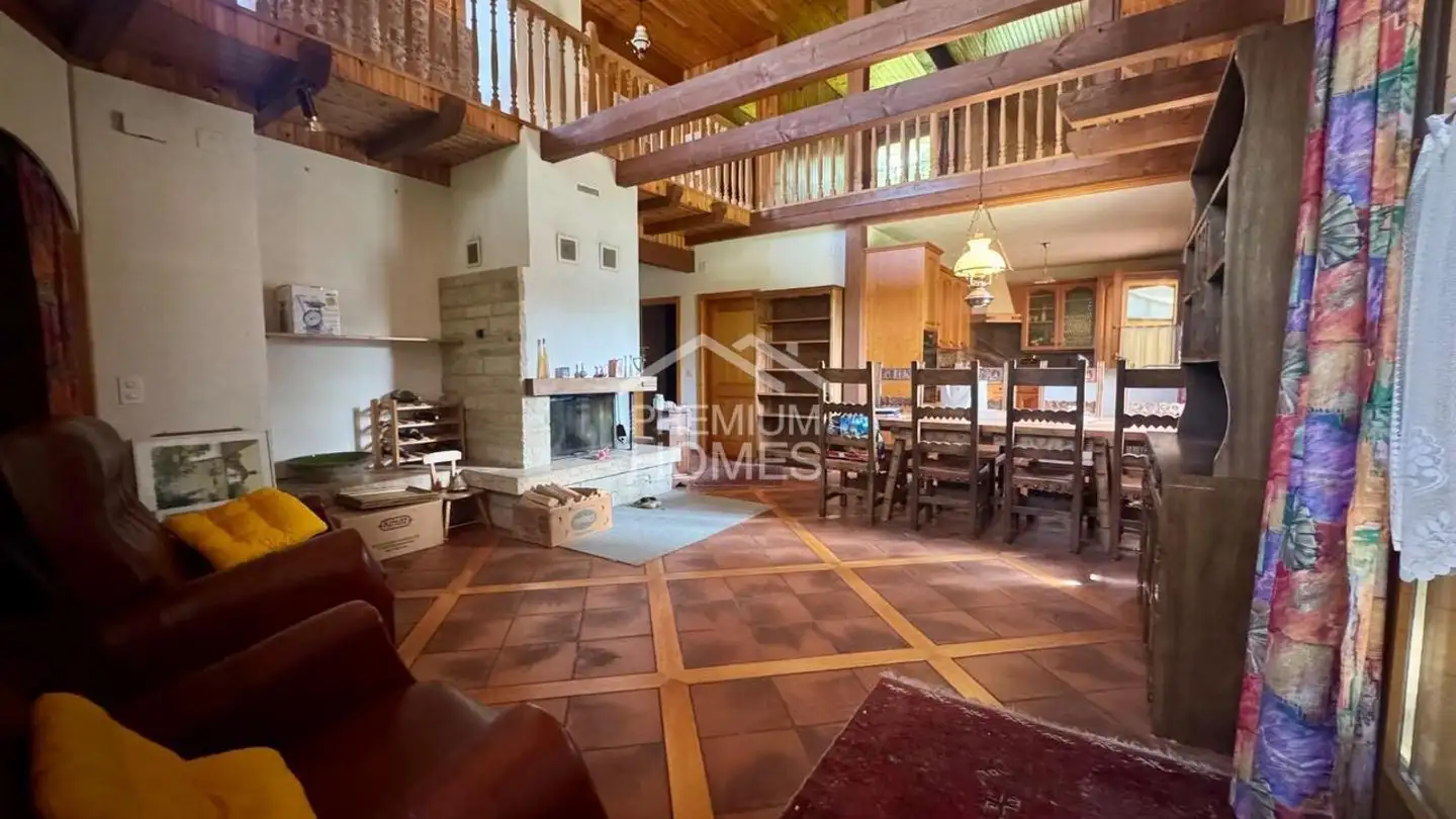 Cave house for sale - 1542 Rueyres-les-Prés