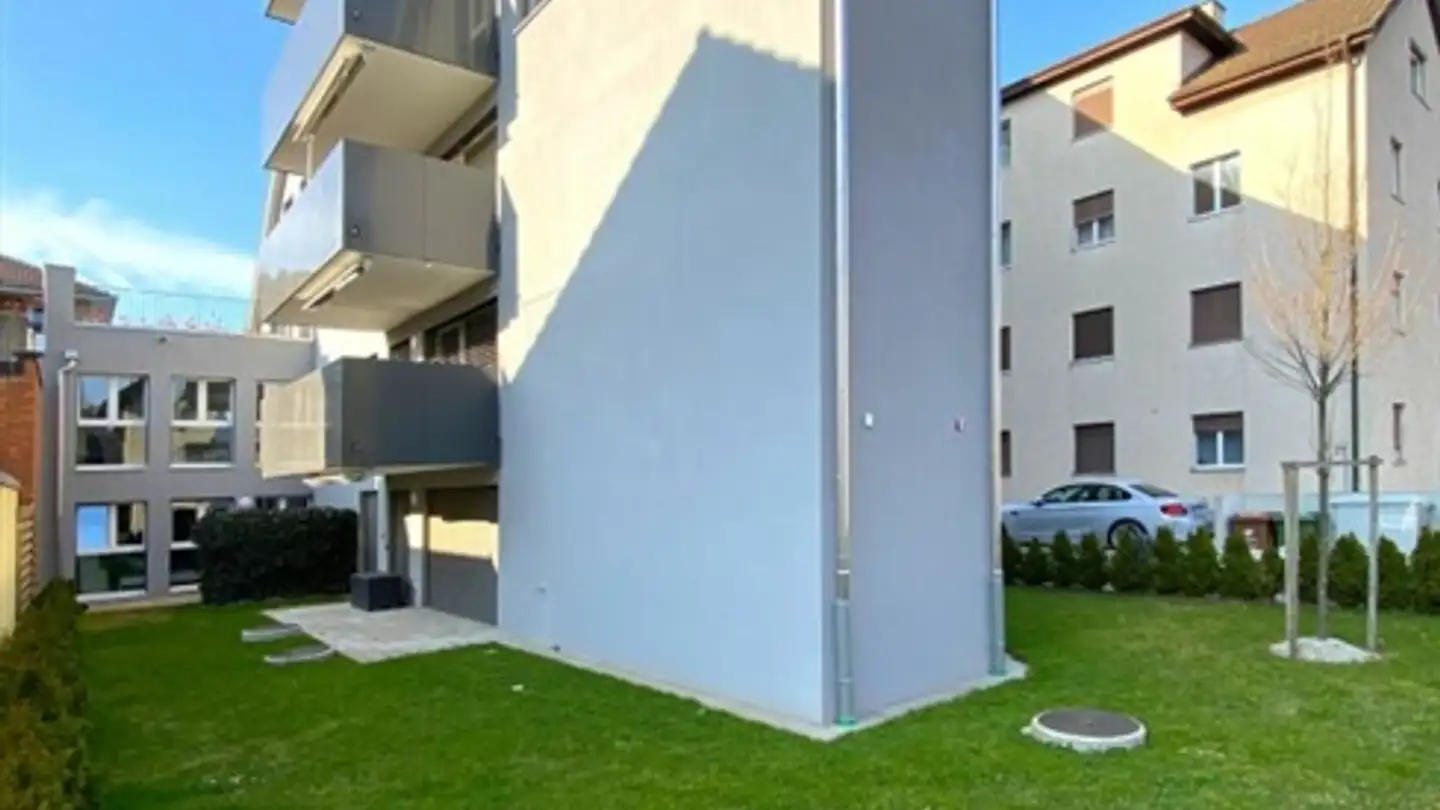 Outdoor parking space for rent - Ebnetstrasse 6, 8406 Winterthur - Photo 2