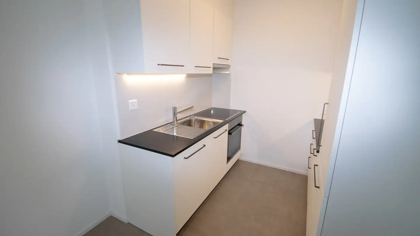 Apartment for rent - Via Generale Guisan 10, 6710 Biasca - Photo 3