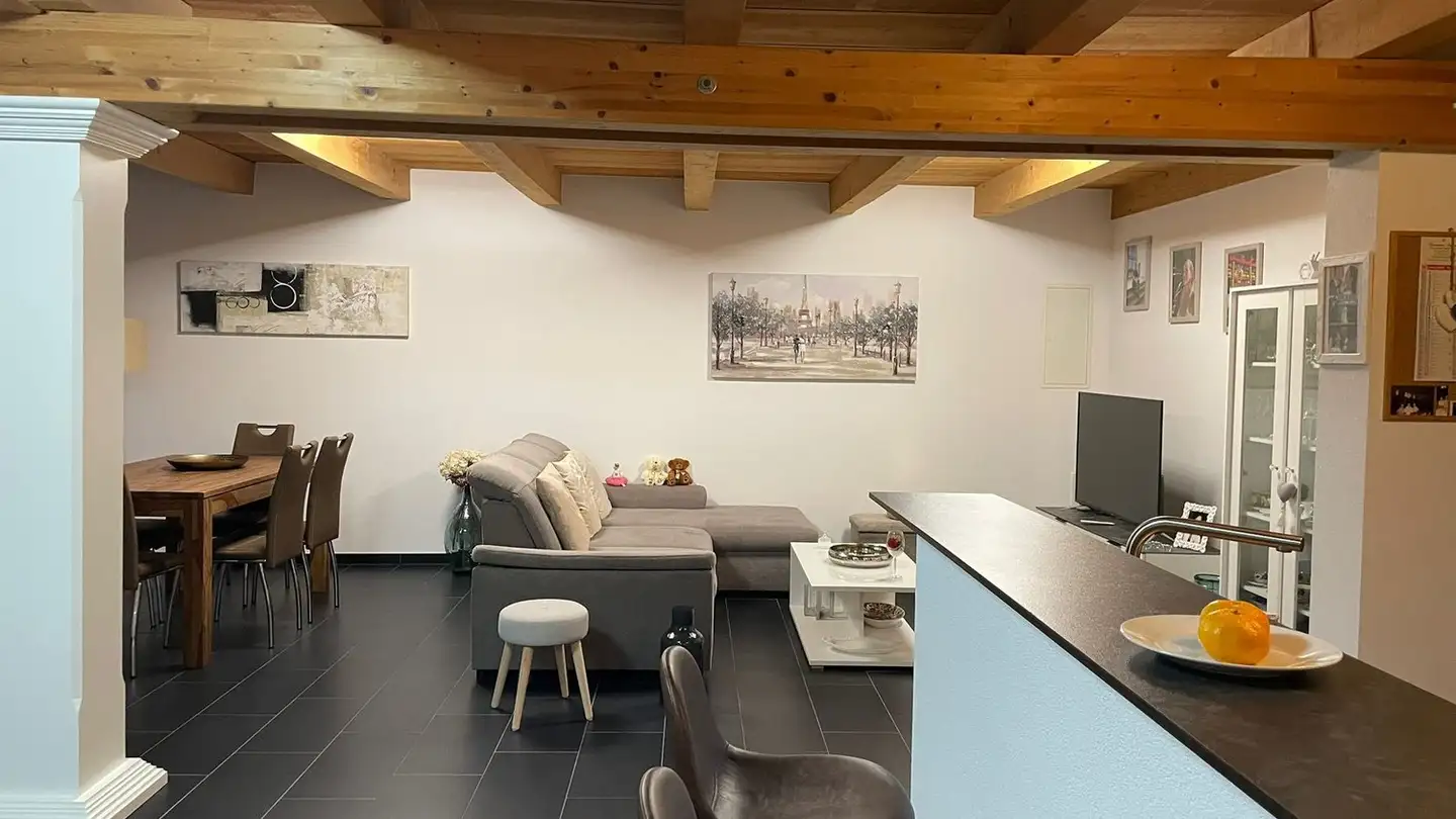 Apartment for rent - 1580 Oleyres - Photo 2