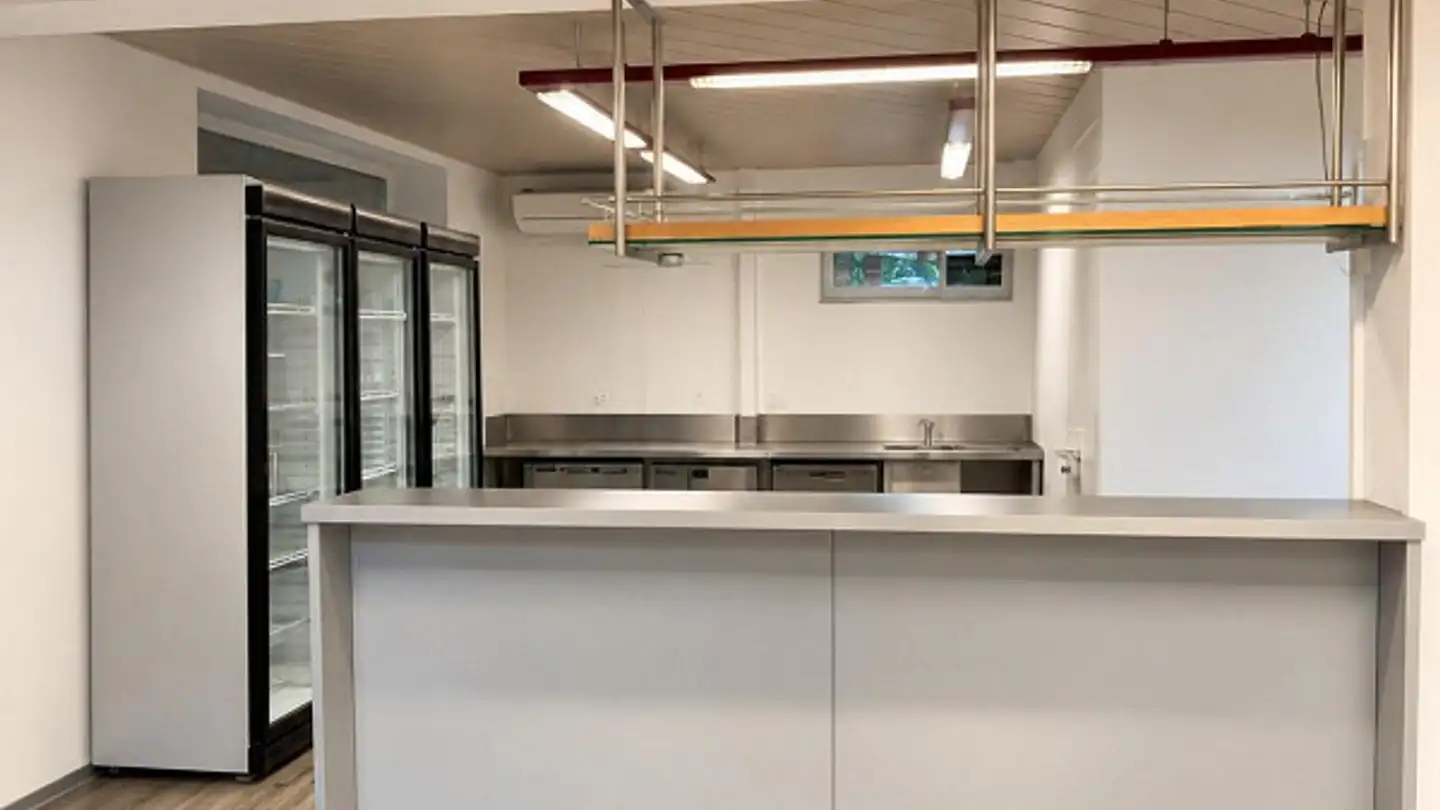 Commerciale in affitto - Unterer Aareweg 1, 3250 Lyss - Foto 2
