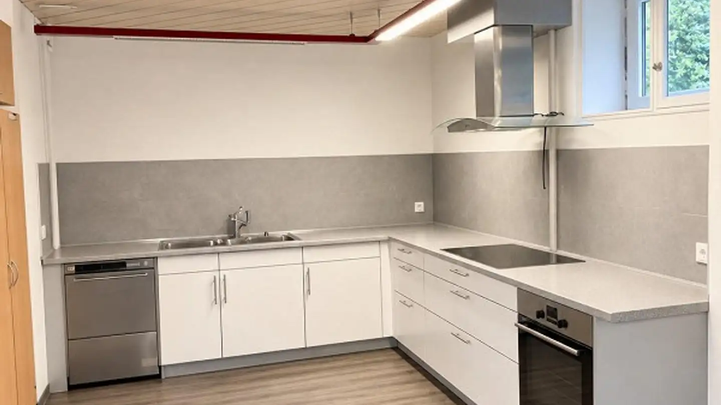 Commerciale in affitto - Unterer Aareweg 1, 3250 Lyss - Foto 3