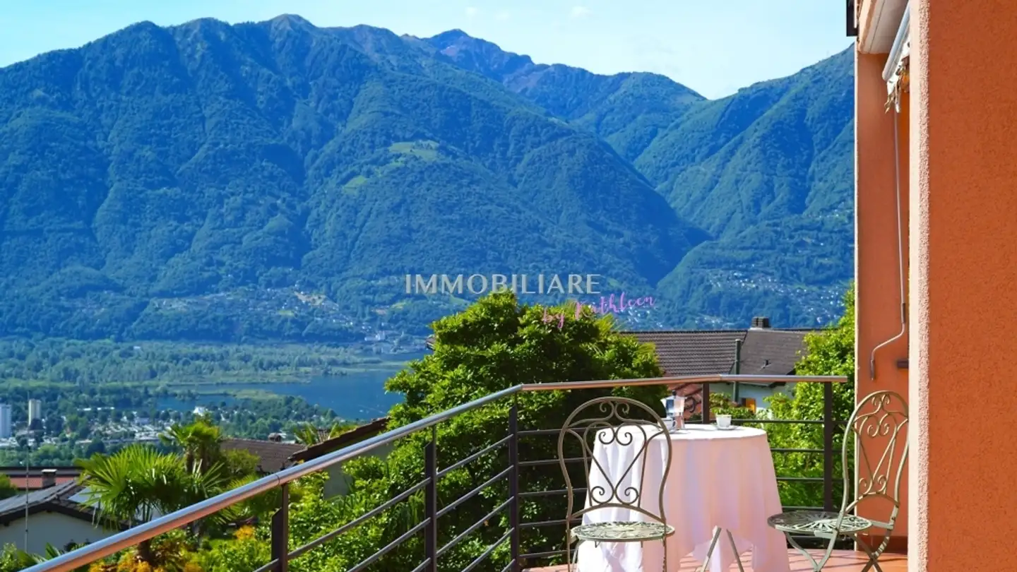 Single house for sale - 6646 Contra