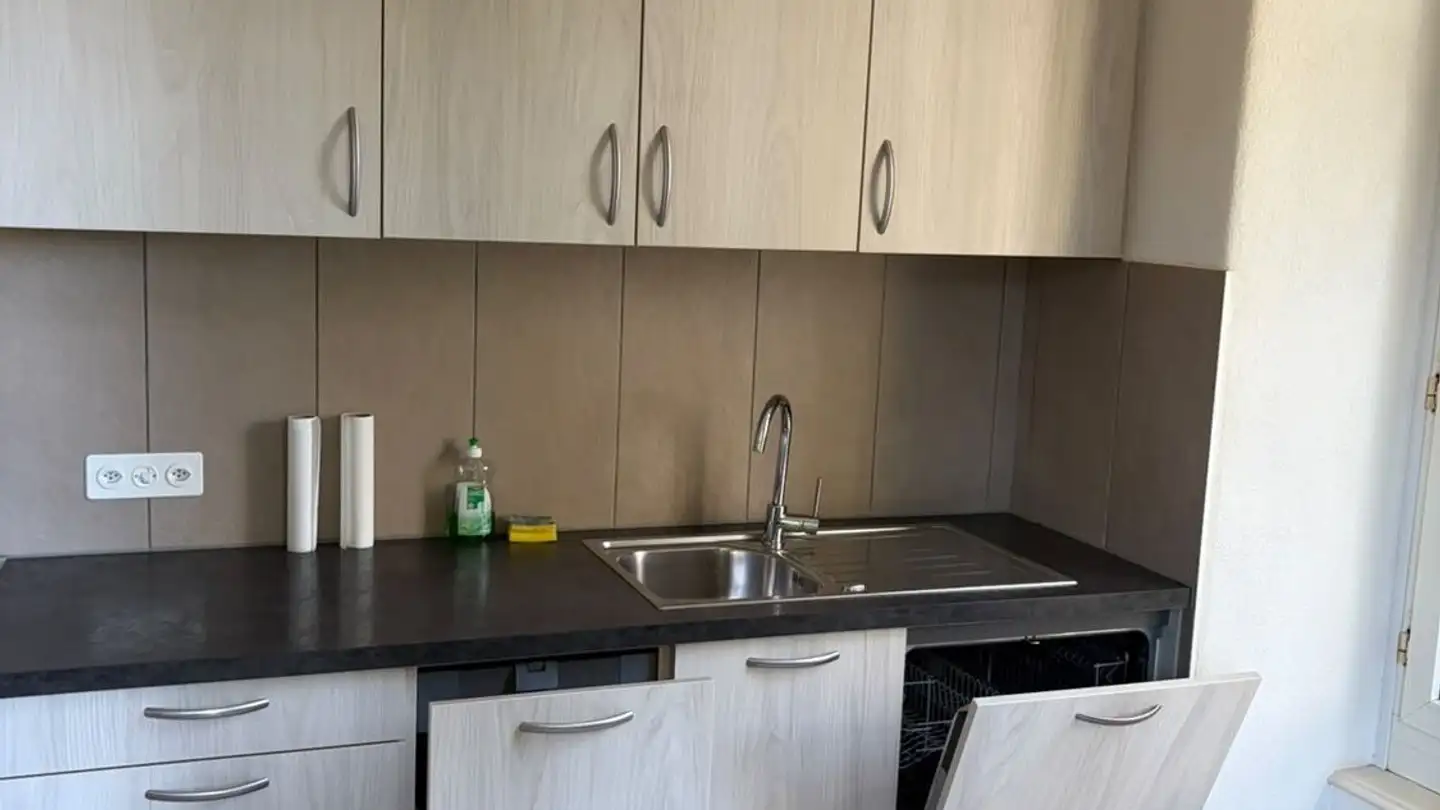 Apartment for rent - Rue Des Troncs 6, 2034 Peseux - Photo 2