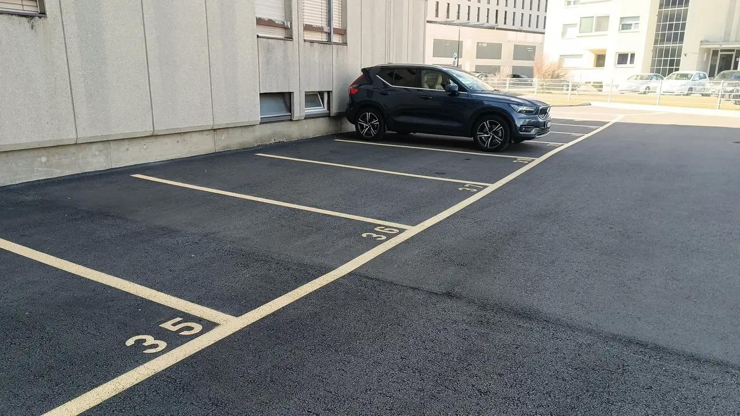 Parkplatz im Freien mieten - Avenue De Fully 3, 1920 Martigny - Foto 3